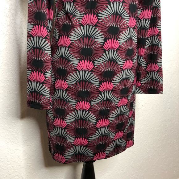 Tracy Negoshian Shelby Layered Flowers black pink gray shift dress Medium NWT - Picture 11 of 14